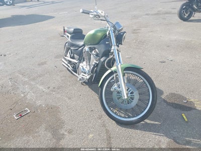 1996 Suzuki Vs800