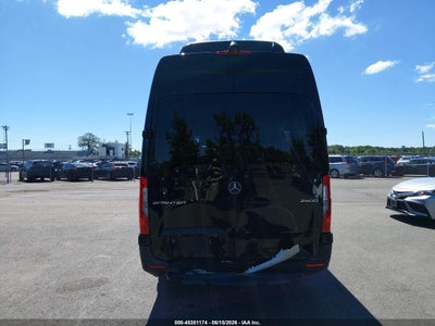 MERCEDES-BENZ SPRINTER 2500
