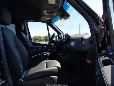 MERCEDES-BENZ SPRINTER 2500