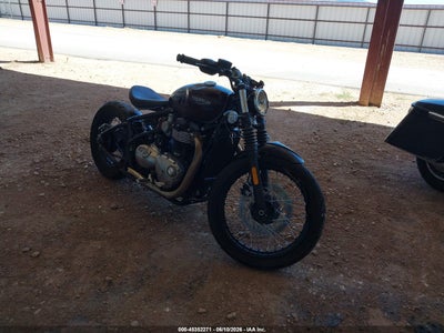 2018 Triumph Motorcycle Bonneville
