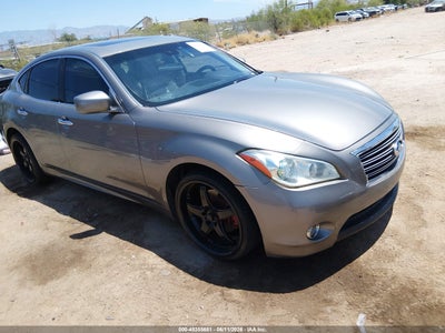 2011 Infiniti M37