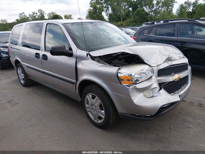 1GNDV23W98D152417 CHEVROLET UPLANDER Photo 1