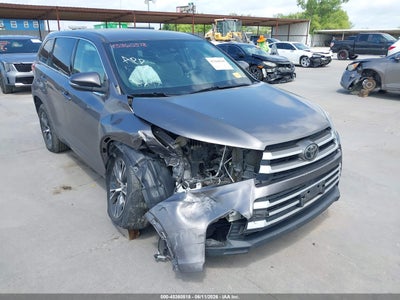 TOYOTA HIGHLANDER