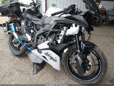 KAWASAKI ZX400