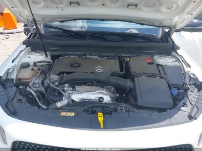 MERCEDES-BENZ GLB 250