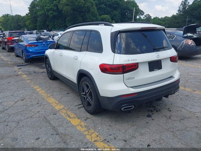 MERCEDES-BENZ GLB 250