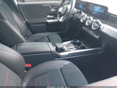 MERCEDES-BENZ GLB 250