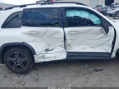 MERCEDES-BENZ GLB 250