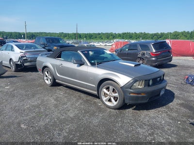 FORD MUSTANG