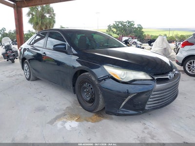 TOYOTA CAMRY