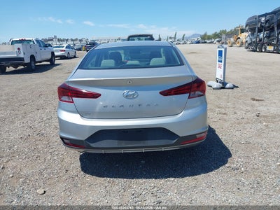 2020 HYUNDAI ELANTRA 20