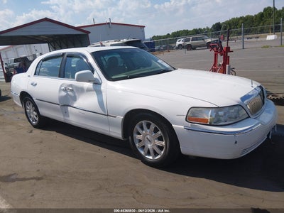 2009 Lincoln Town Car