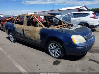 1FAFP24135G133070 FORD FIVE HUNDRED Photo 1