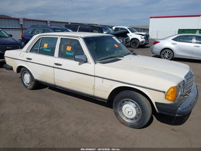 1983 Mercedes-benz 240