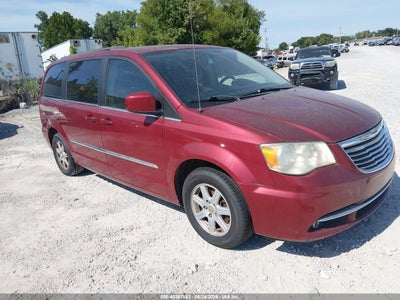 Photo 1 - CHRYSLER TOWN & COUNTRY