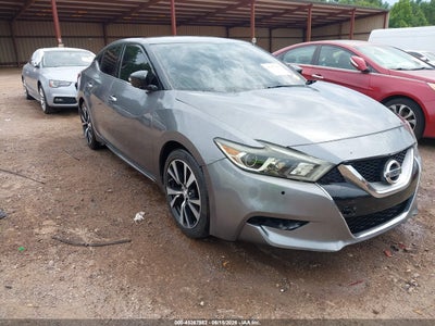 NISSAN MAXIMA