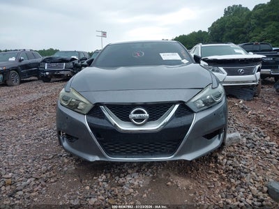 NISSAN MAXIMA