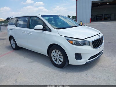 KNDMA5C18J6400967 KIA SEDONA Photo 1