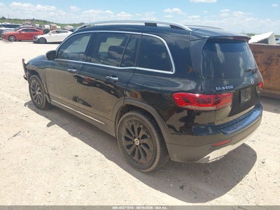 MERCEDES-BENZ GLB 250