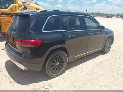 MERCEDES-BENZ GLB 250
