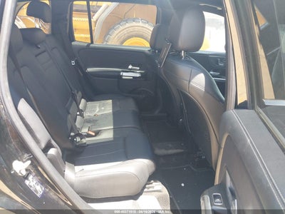 MERCEDES-BENZ GLB 250