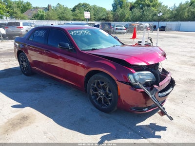 CHRYSLER 300