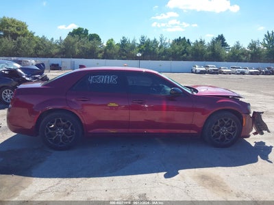CHRYSLER 300