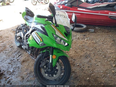2025 Kawasaki Zx400
