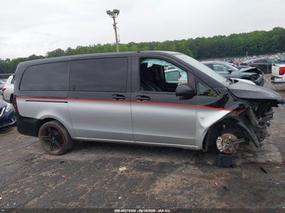 MERCEDES-BENZ METRIS