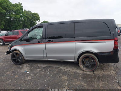 MERCEDES-BENZ METRIS