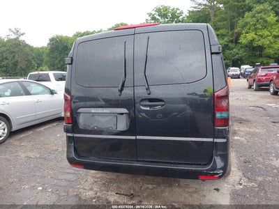 MERCEDES-BENZ METRIS