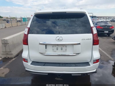 2018 LEXUS GX 460 16