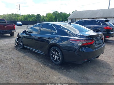 TOYOTA CAMRY