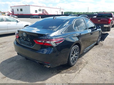 TOYOTA CAMRY