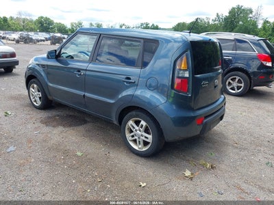 2011 KIA SOUL +