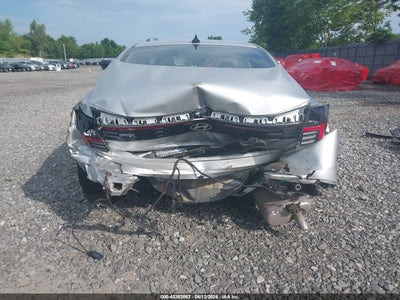 HYUNDAI SONATA HYBRID