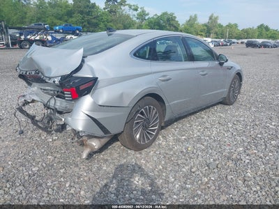 HYUNDAI SONATA HYBRID