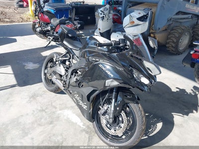 2026 Kawasaki Zx400