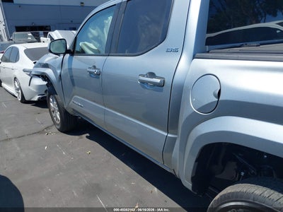 TOYOTA TACOMA