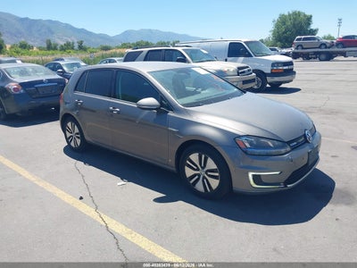 2015 Volkswagen E-GOLF