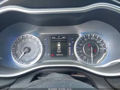CHRYSLER 200
