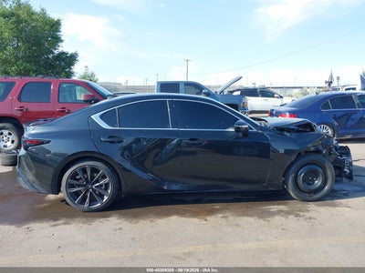 LEXUS IS 300