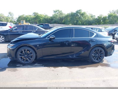 LEXUS IS 300