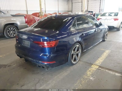 AUDI S4