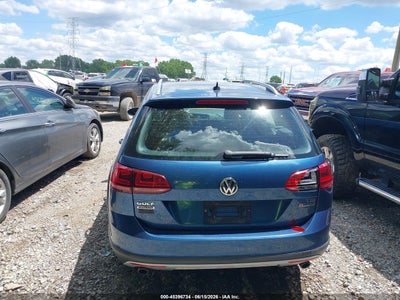 VOLKSWAGEN GOLF ALLTRACK