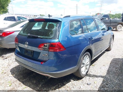 VOLKSWAGEN GOLF ALLTRACK