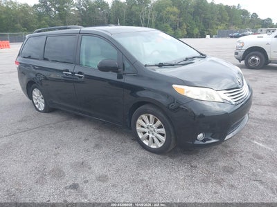 2011 TOYOTA SIENNA LIMITED