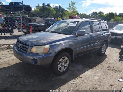 2004 TOYOTA HIGHLANDER