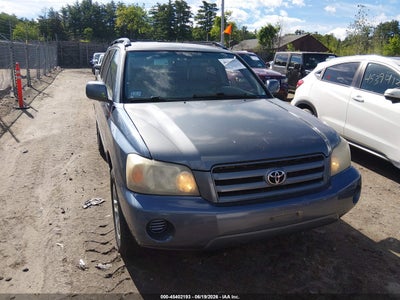 2004 TOYOTA HIGHLANDER