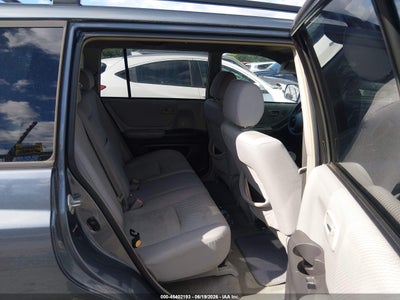 2004 TOYOTA HIGHLANDER
